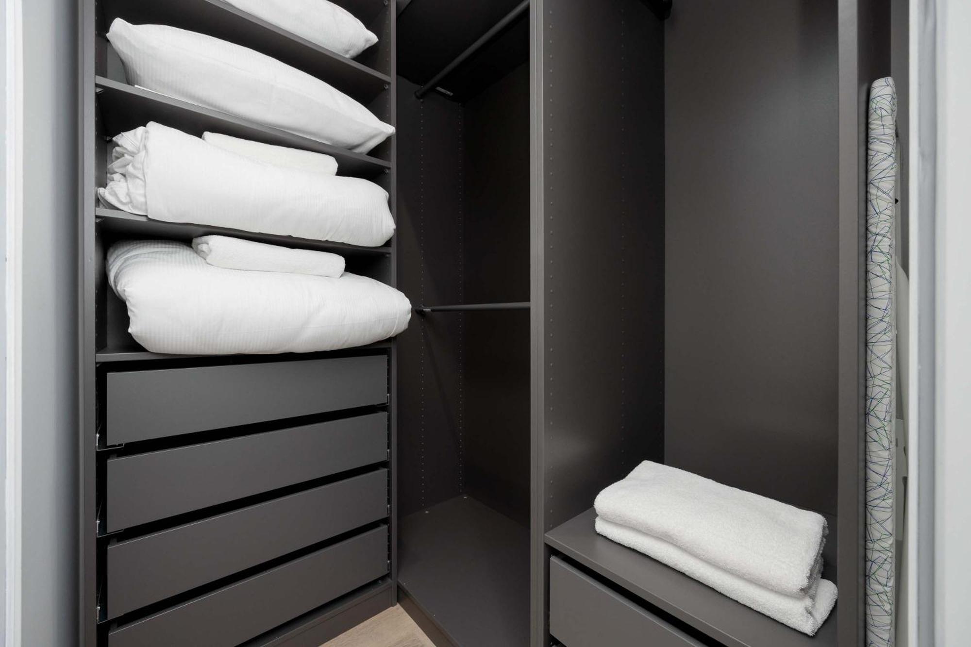 Apartment Sarmacka Wilanow With Parking, Sauna & Gym By Noclegi Renters ワルシャワ エクステリア 写真